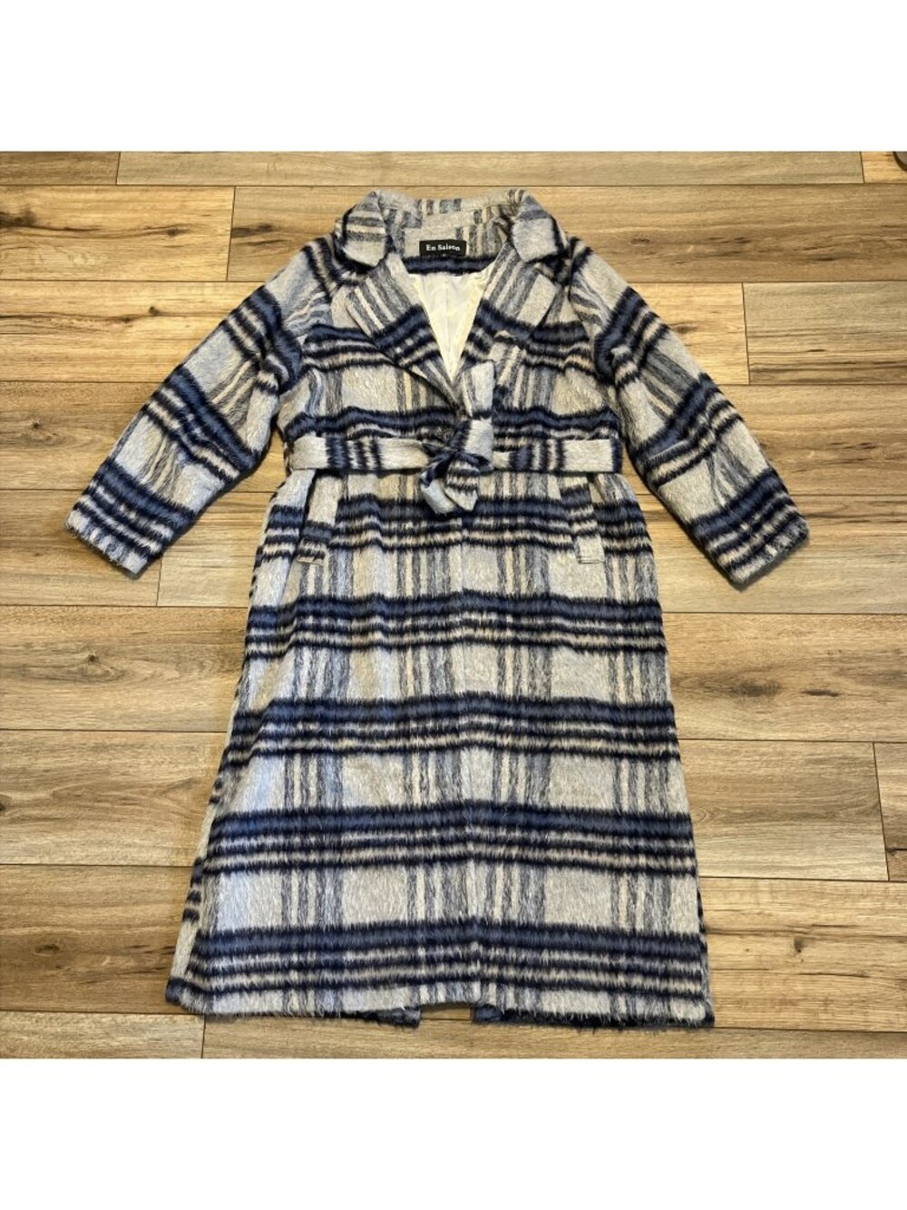 En Saison Demi Plaid Belted Coat SZ Medium Navy Gray Multi Long Fuzzy